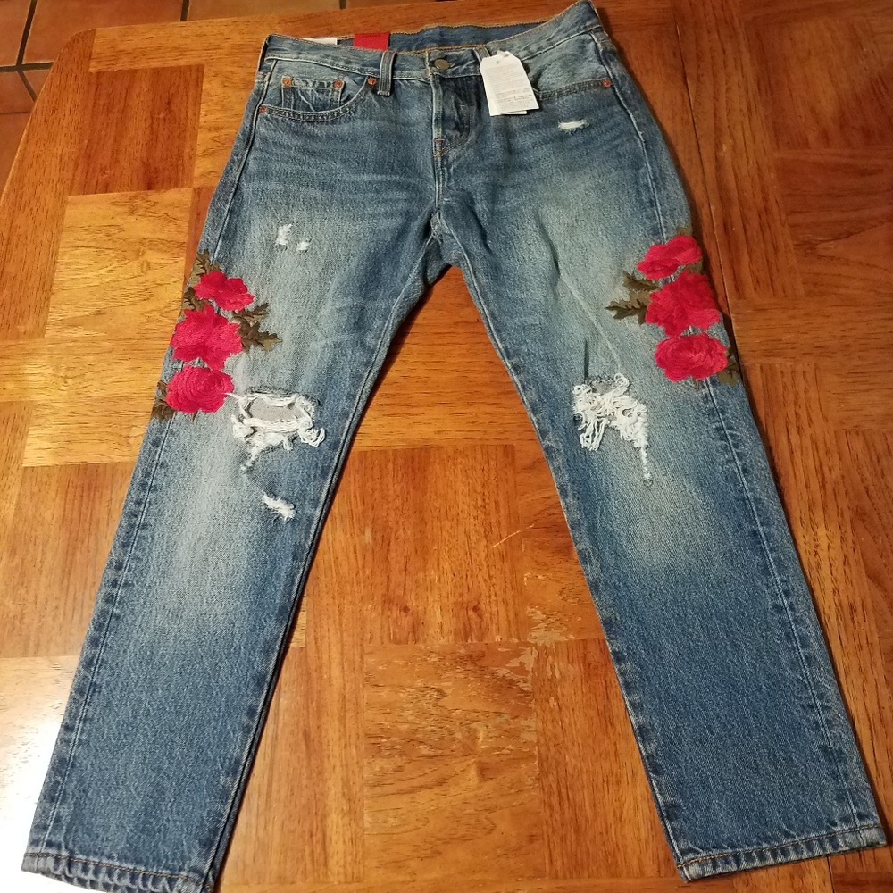Levi's Original Fit 502 Embroidered Taper Jeans